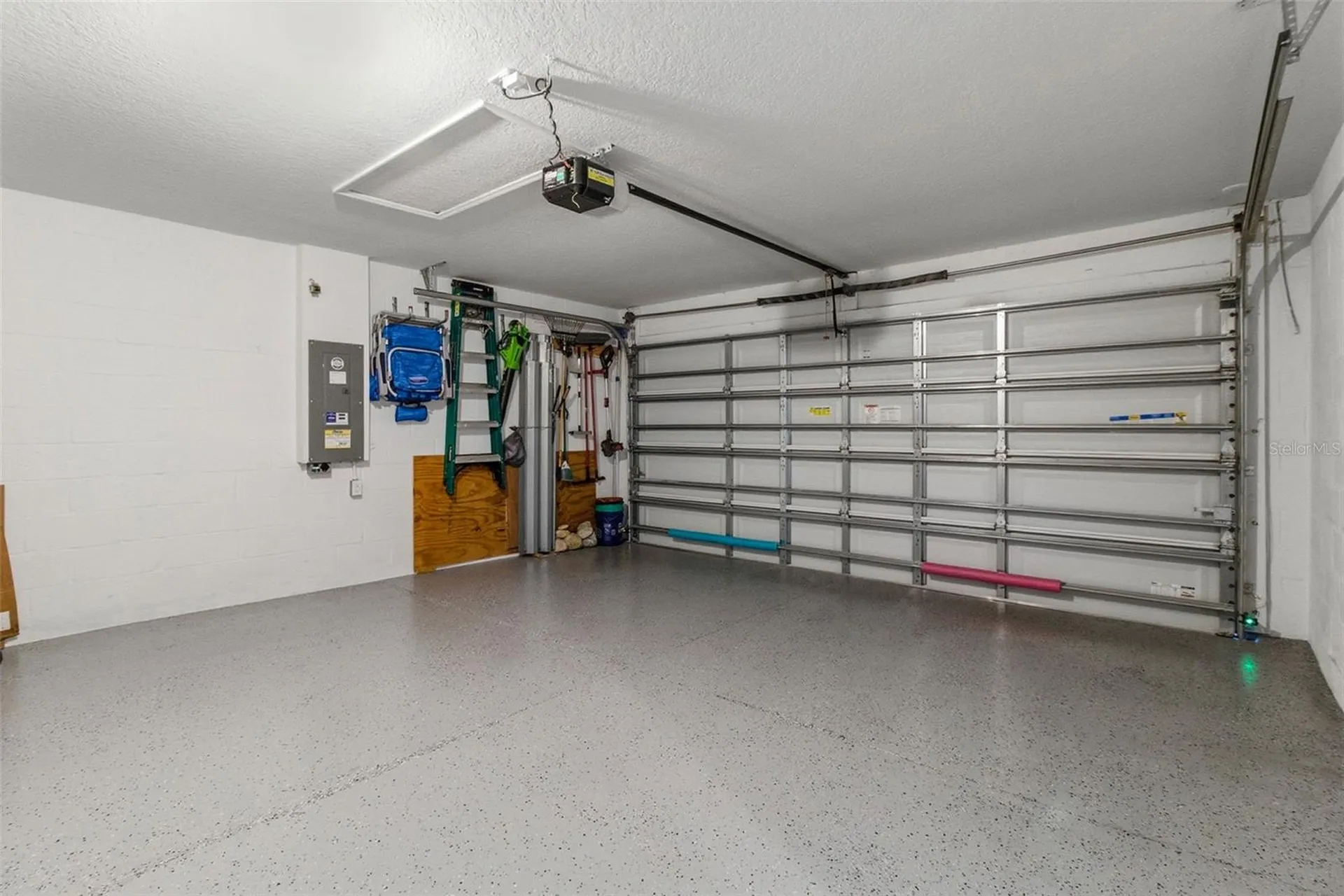 3718 Mannered Gold Avenue Bradenton FL 34208