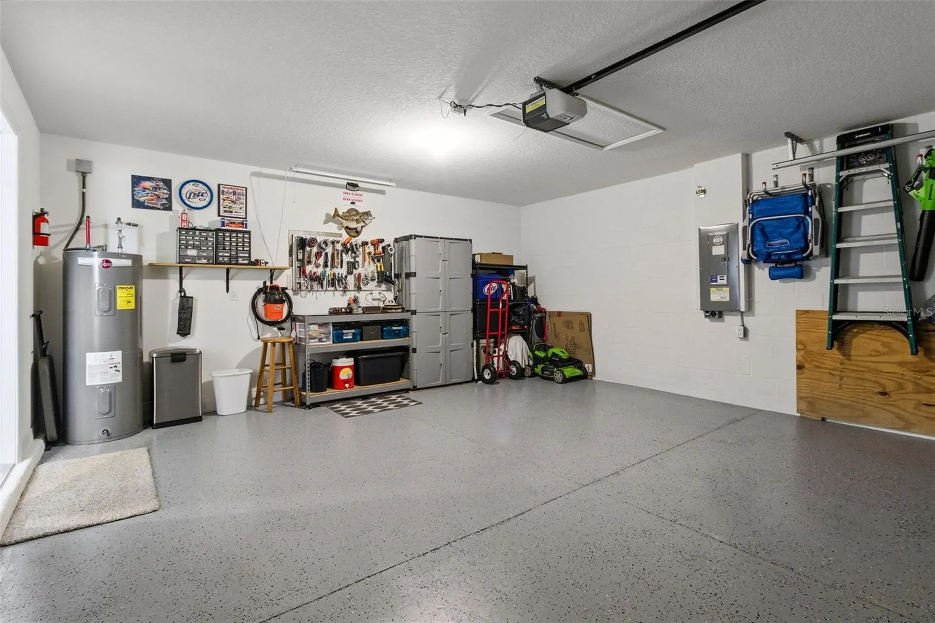 3718 Mannered Gold Avenue Bradenton FL 34208