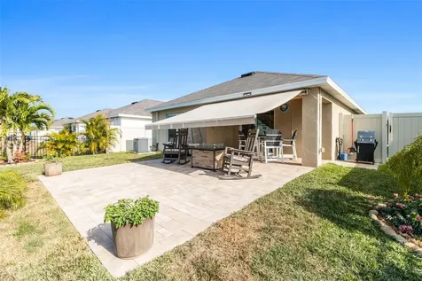 3718 Mannered Gold Avenue Bradenton FL 34208
