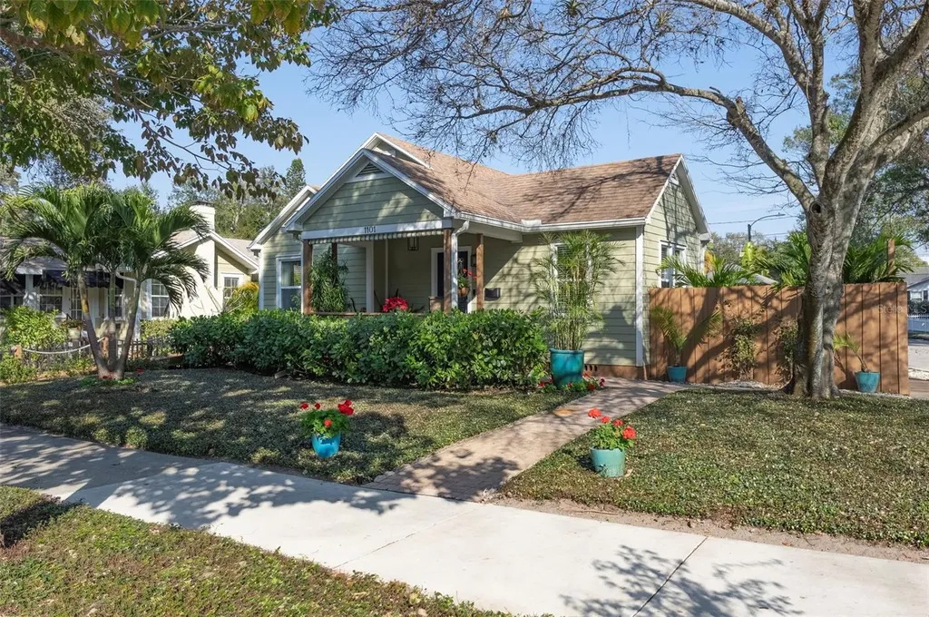 1101 Crescent Lake Drive N St Petersburg FL 33701