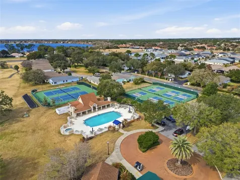 1841 Park Forest Boulevard Mount Dora FL 32757