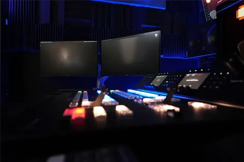 4705 S Apopka Vineland Road Orlando FL 32819