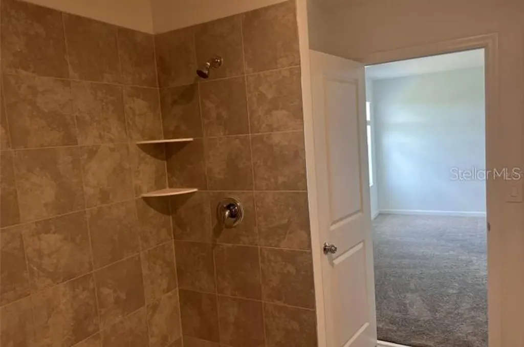 1756 White Water Court Davenport FL 33837