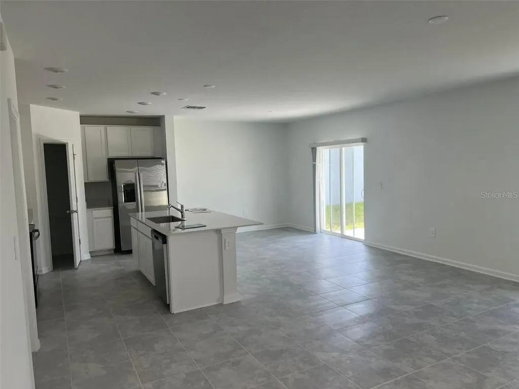 1756 White Water Court Davenport FL 33837
