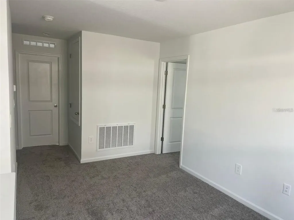 1756 White Water Court Davenport FL 33837