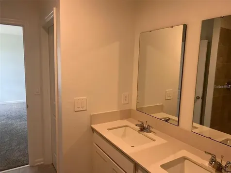 1756 White Water Court Davenport FL 33837