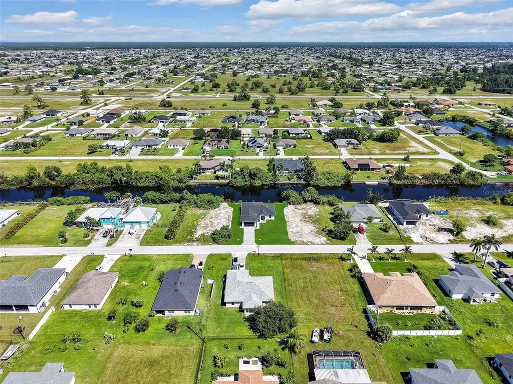 405 NW 14th Street Cape Coral FL 33993