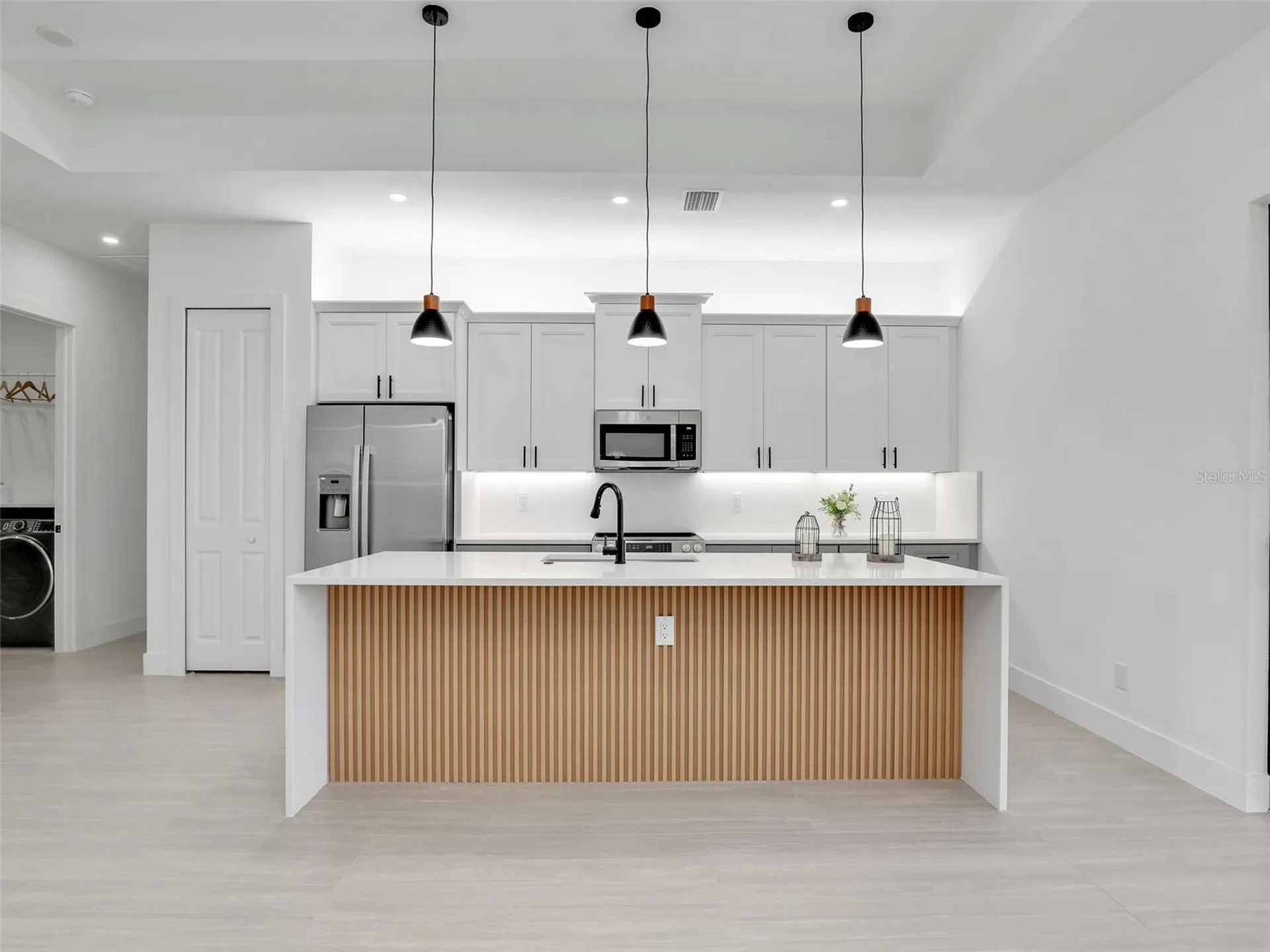 405 NW 14th Street Cape Coral FL 33993