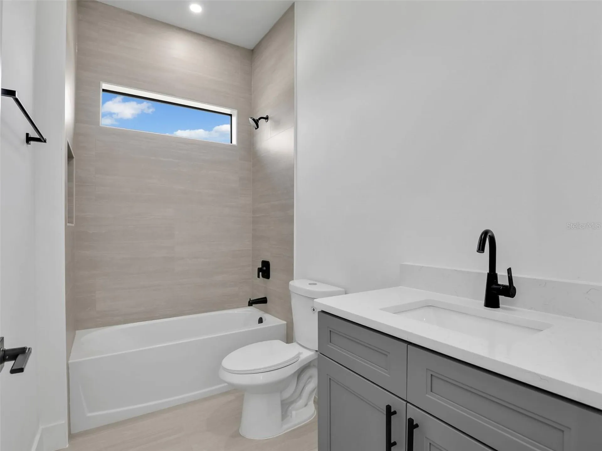 405 NW 14th Street Cape Coral FL 33993