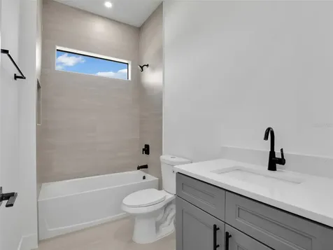 405 NW 14th Street Cape Coral FL 33993