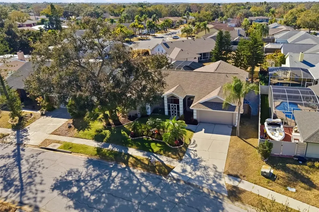 8072 Glenbrooke Lane Sarasota FL 34243