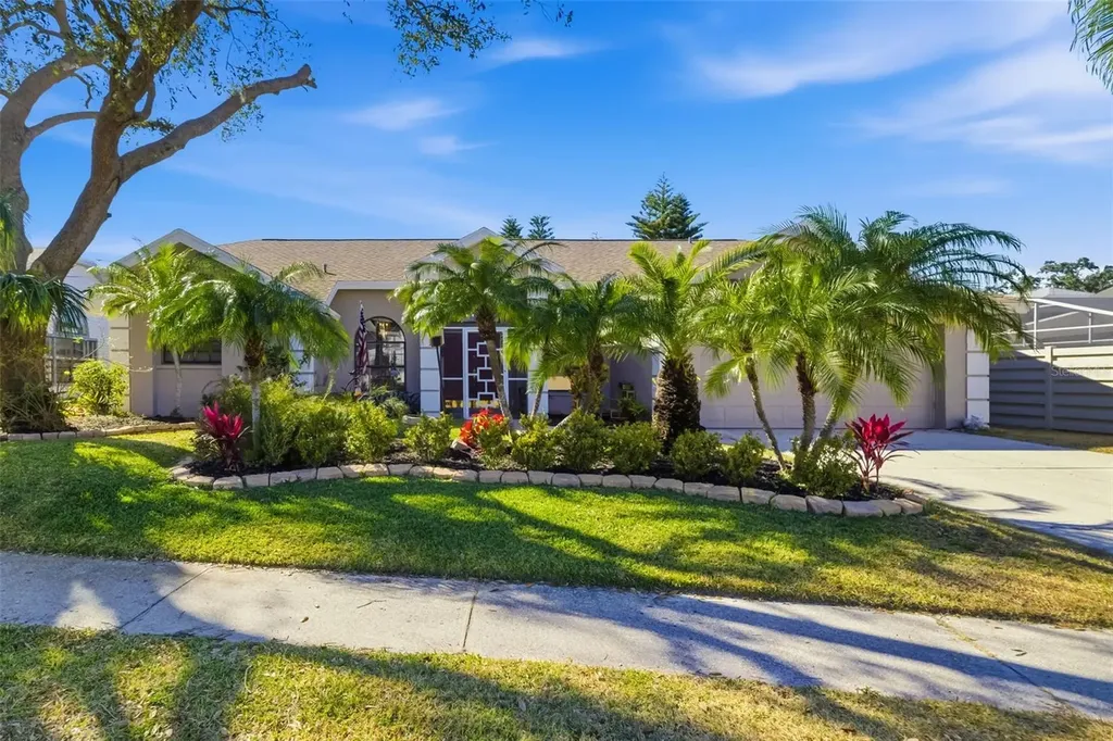 8072 Glenbrooke Lane Sarasota FL 34243
