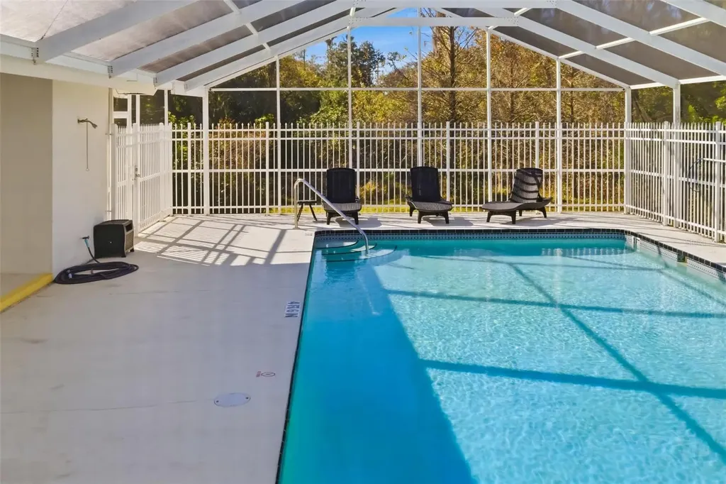 8072 Glenbrooke Lane Sarasota FL 34243