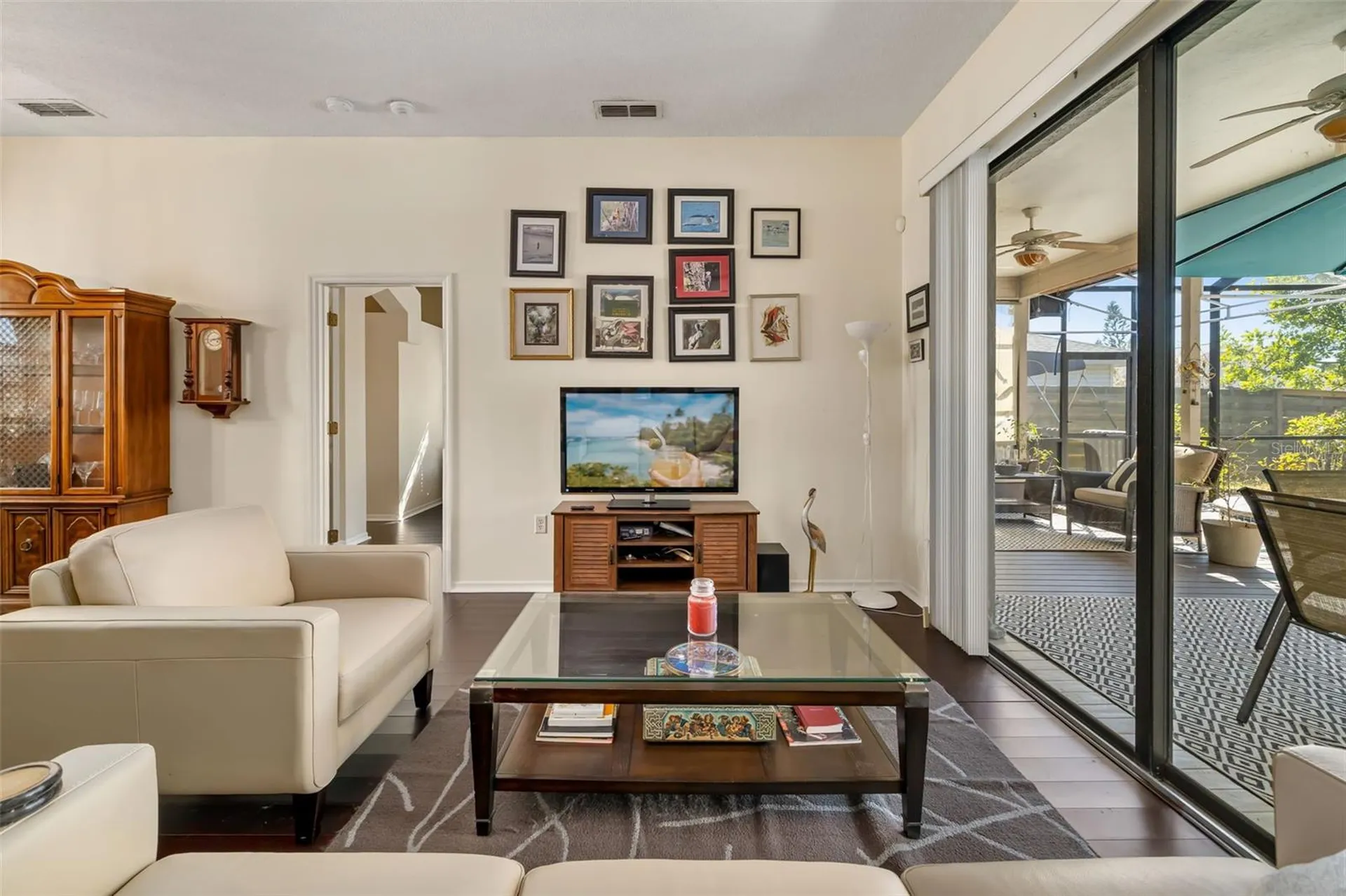 8072 Glenbrooke Lane Sarasota FL 34243