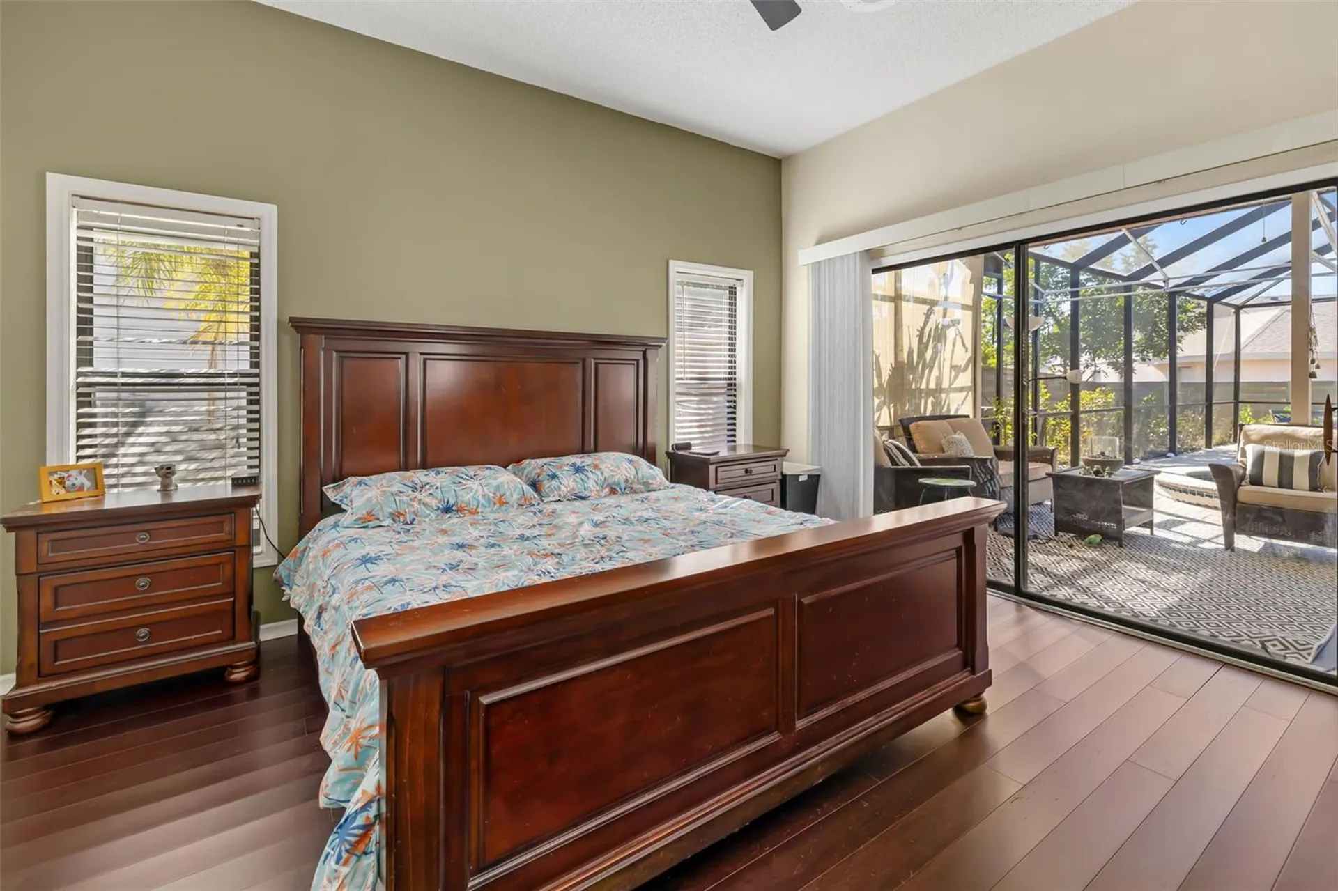 8072 Glenbrooke Lane Sarasota FL 34243