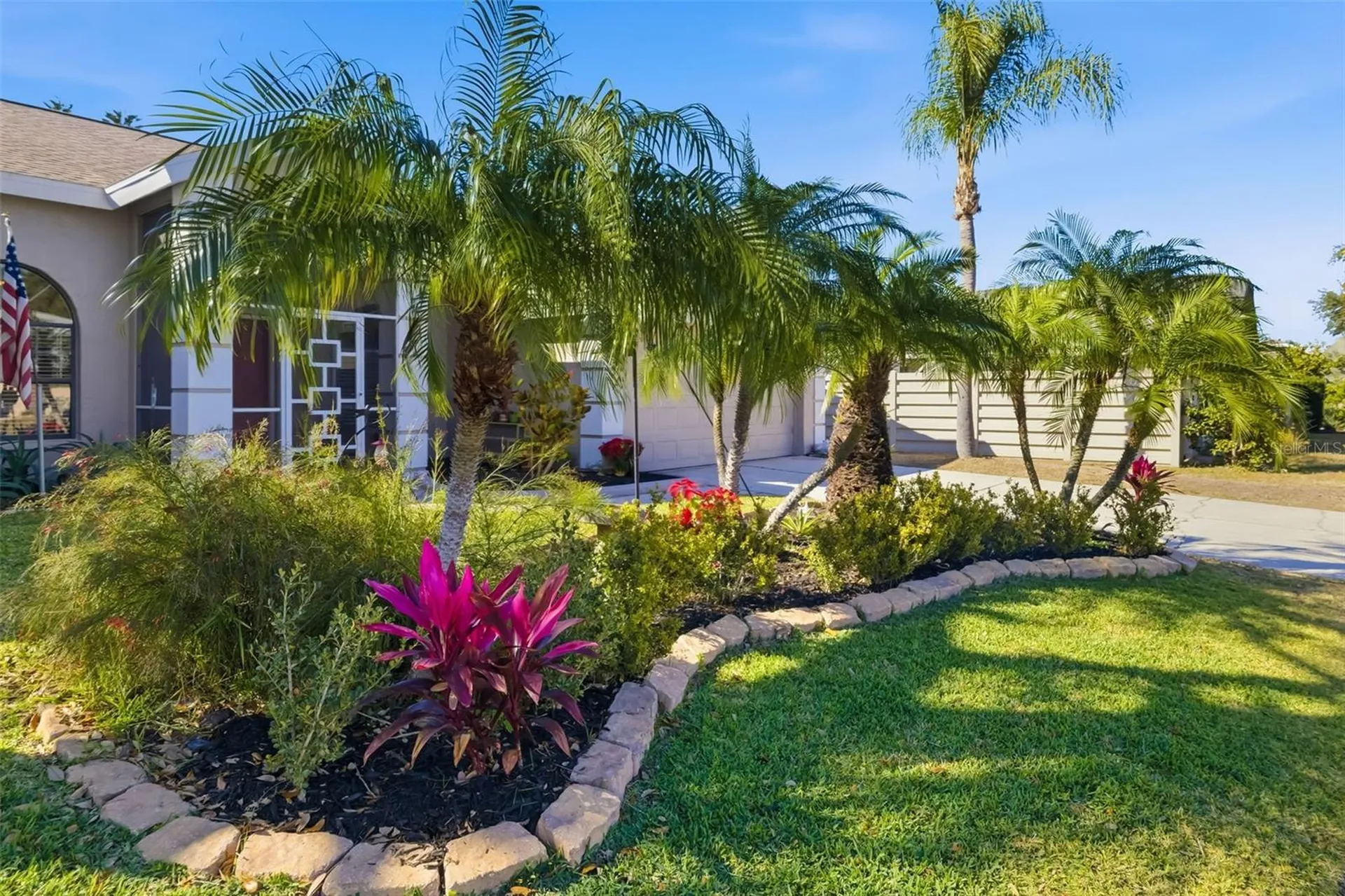 8072 Glenbrooke Lane Sarasota FL 34243