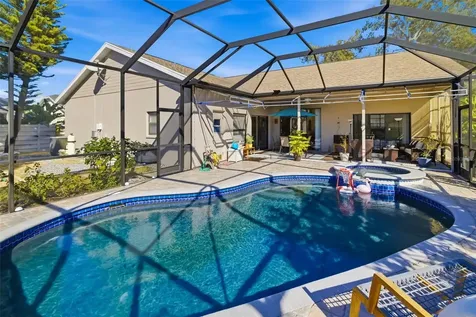 8072 Glenbrooke Lane Sarasota FL 34243