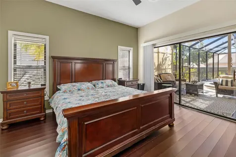 8072 Glenbrooke Lane Sarasota FL 34243