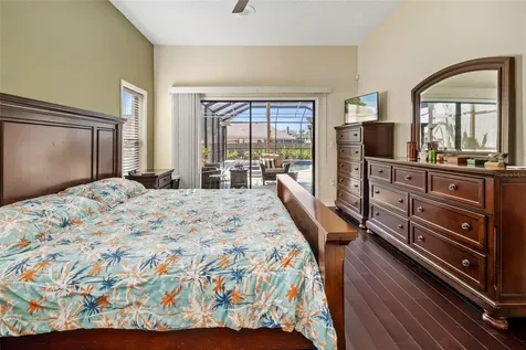 8072 Glenbrooke Lane Sarasota FL 34243