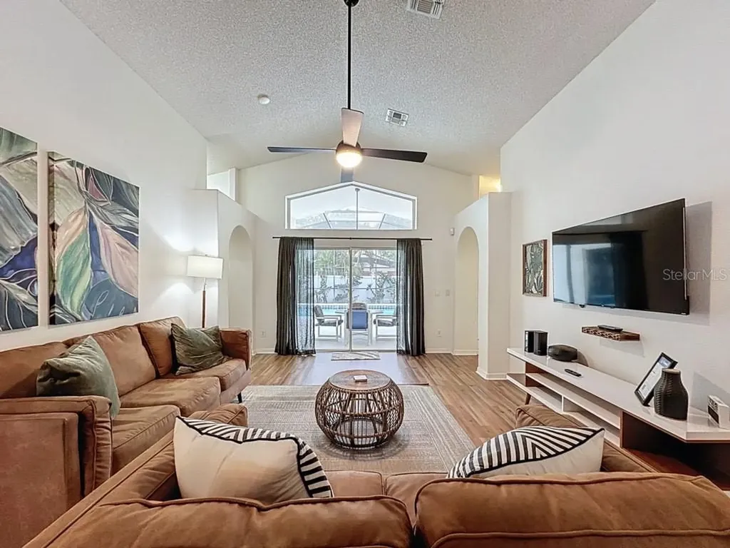 2615 Summer Creek Drive Kissimmee FL 34747