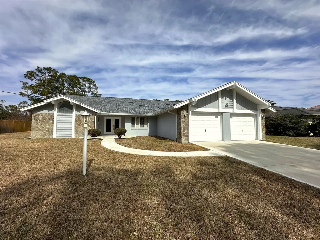 100 Webster Lane Palm Coast FL 32164