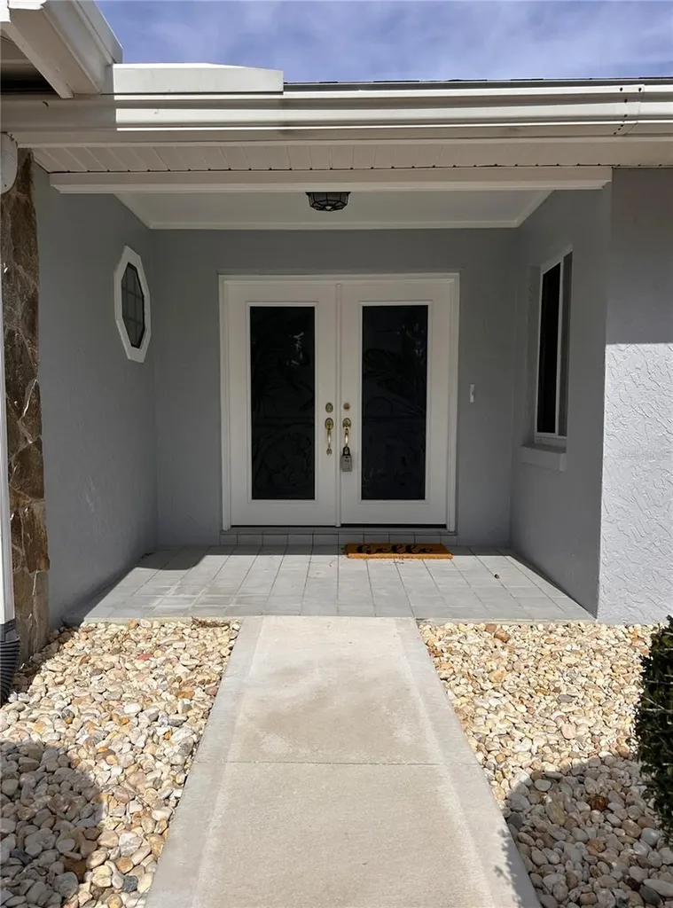 100 Webster Lane Palm Coast FL 32164