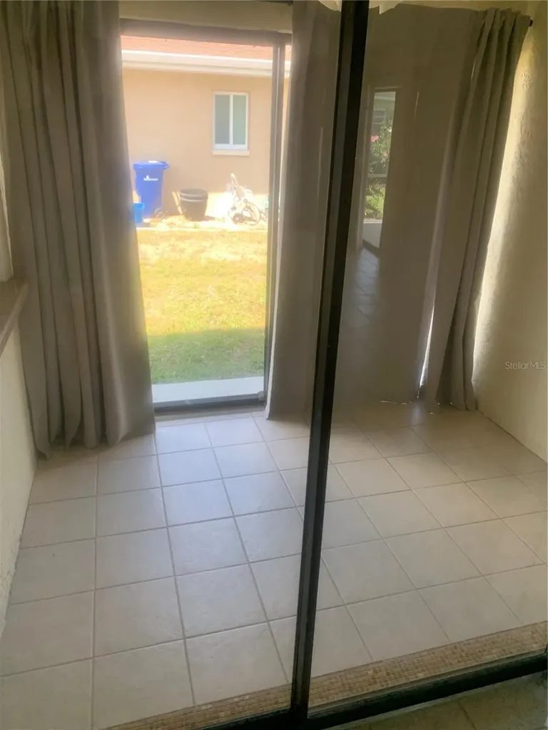 4753 Ringwood Meadow Sarasota FL 34235