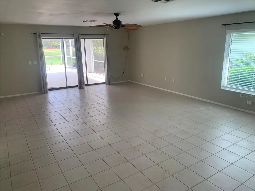 4753 Ringwood Meadow Sarasota FL 34235