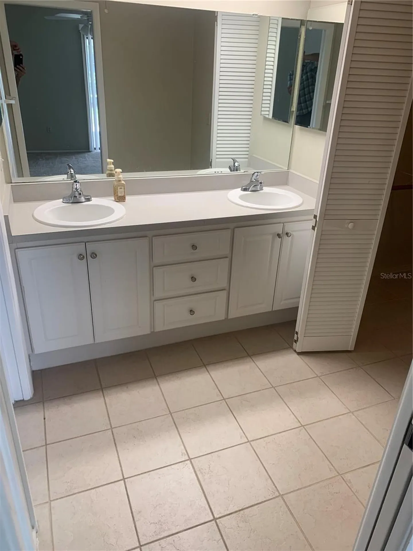 4753 Ringwood Meadow Sarasota FL 34235