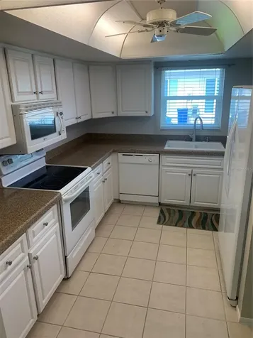 4753 Ringwood Meadow Sarasota FL 34235