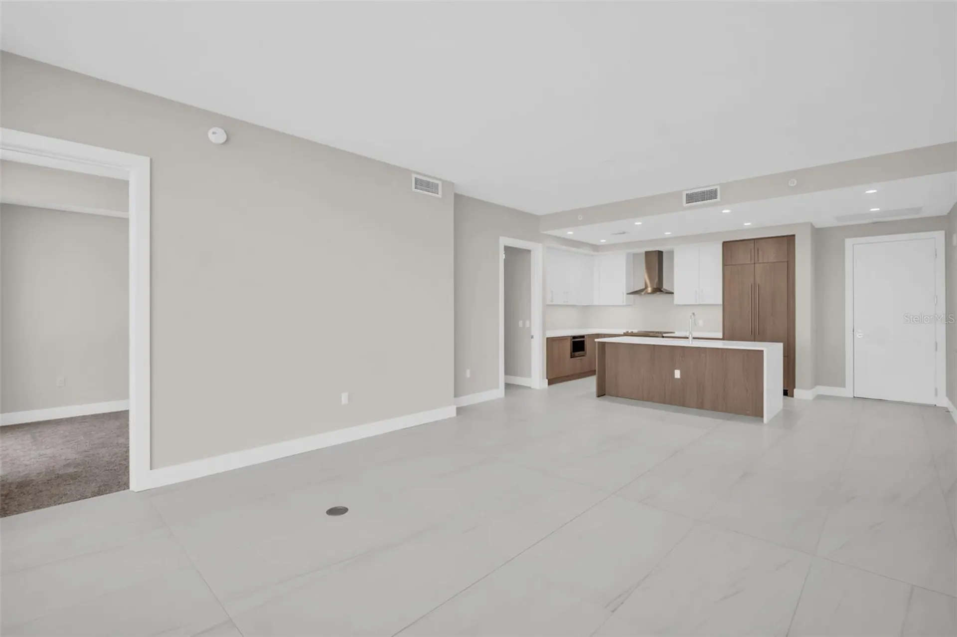275 1st Avenue S St Petersburg FL 33701