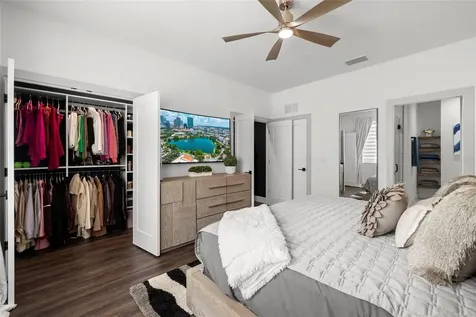 865 S 6 Avenue S St Petersburg FL 33701