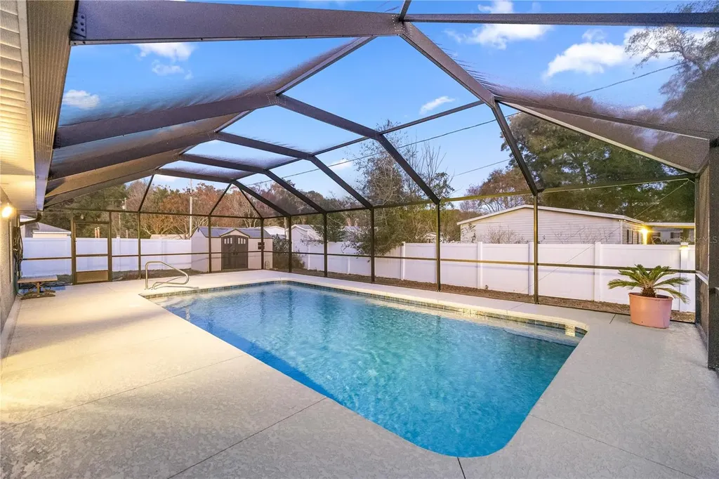 1453 NE 161st Place Citra FL 32113