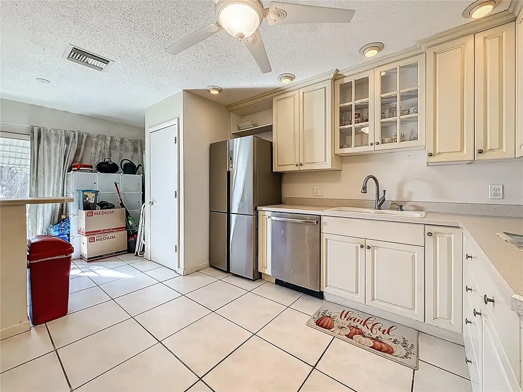 1020 85th Avenue N St Petersburg FL 33702