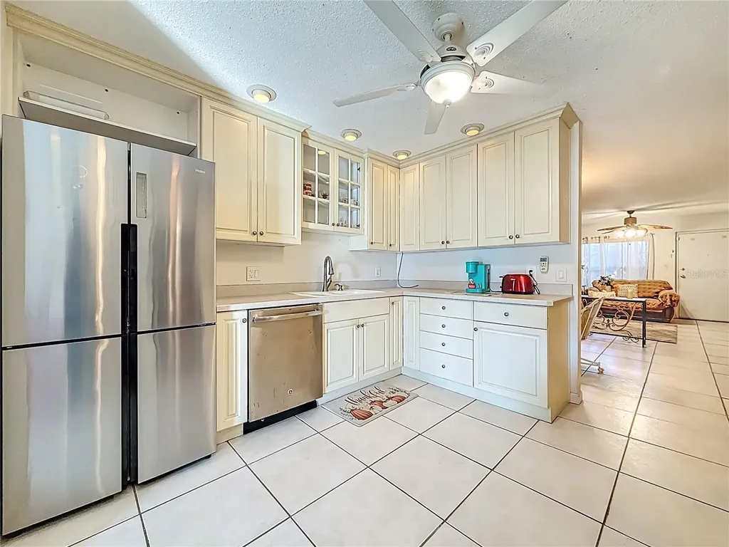 1020 85th Avenue N St Petersburg FL 33702