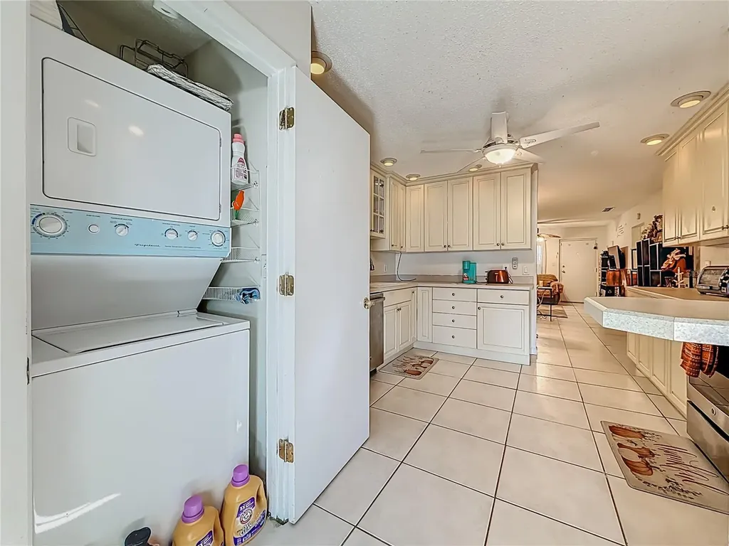 1020 85th Avenue N St Petersburg FL 33702