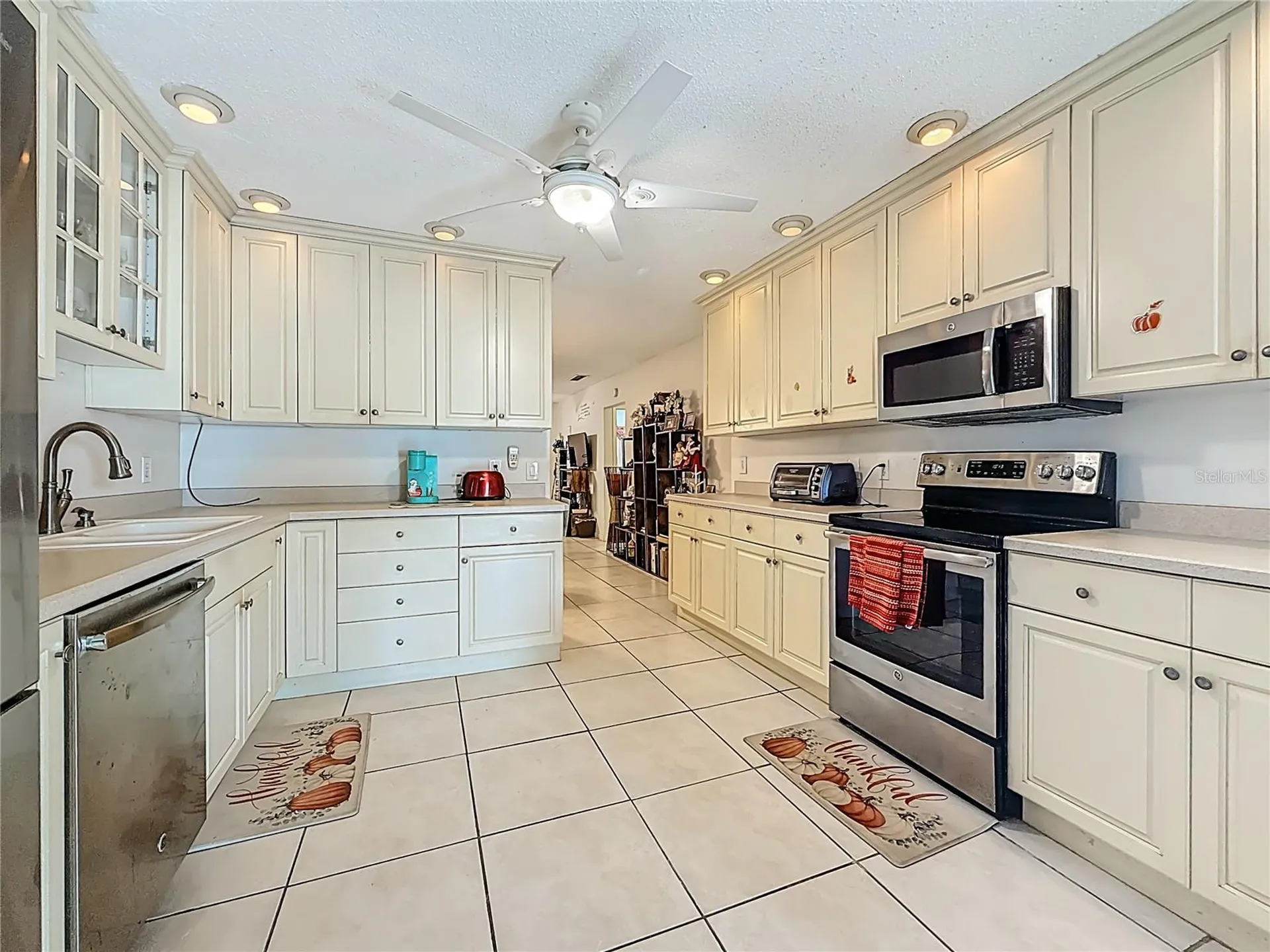 1020 85th Avenue N St Petersburg FL 33702
