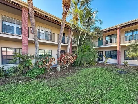 1020 85th Avenue N St Petersburg FL 33702
