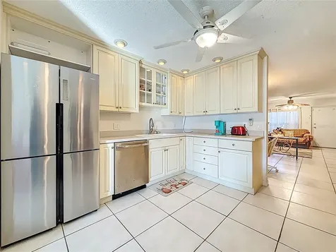 1020 85th Avenue N St Petersburg FL 33702