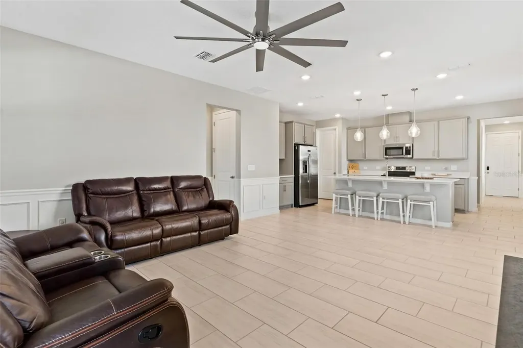 31788 Broadwater Avenue Leesburg FL 34748