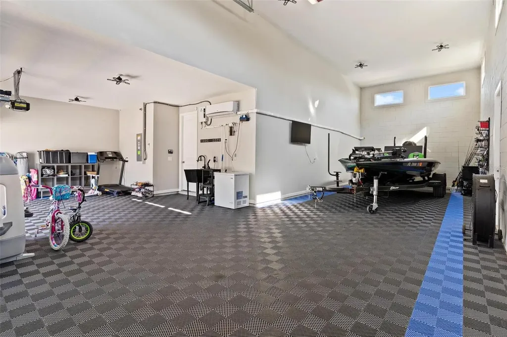 31788 Broadwater Avenue Leesburg FL 34748