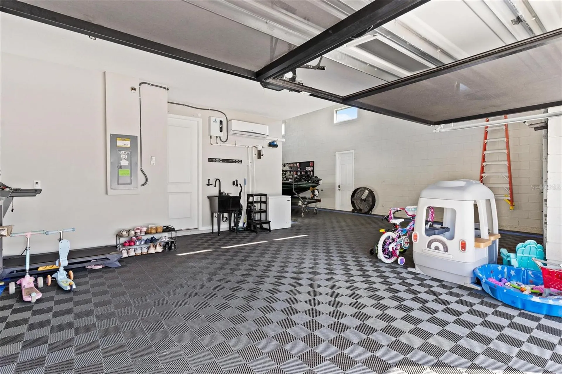 31788 Broadwater Avenue Leesburg FL 34748