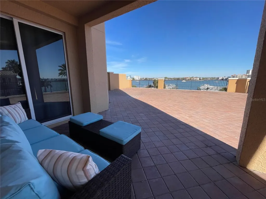 521 Mandalay Avenue Clearwater Beach FL 33767