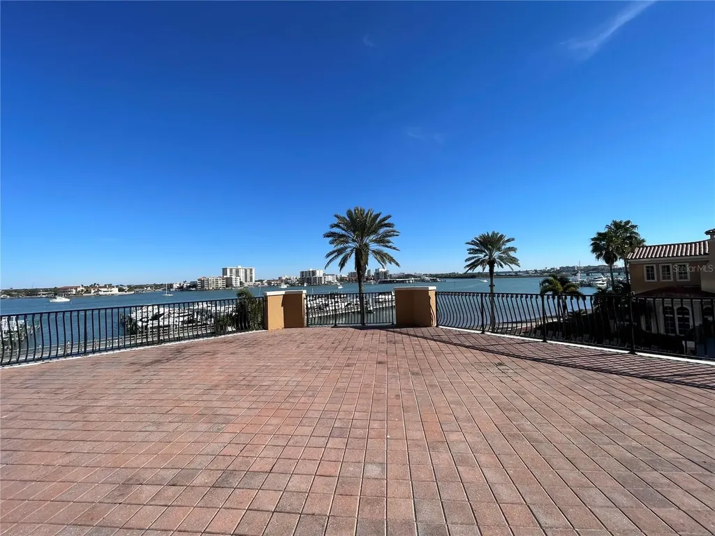 521 Mandalay Avenue Clearwater Beach FL 33767