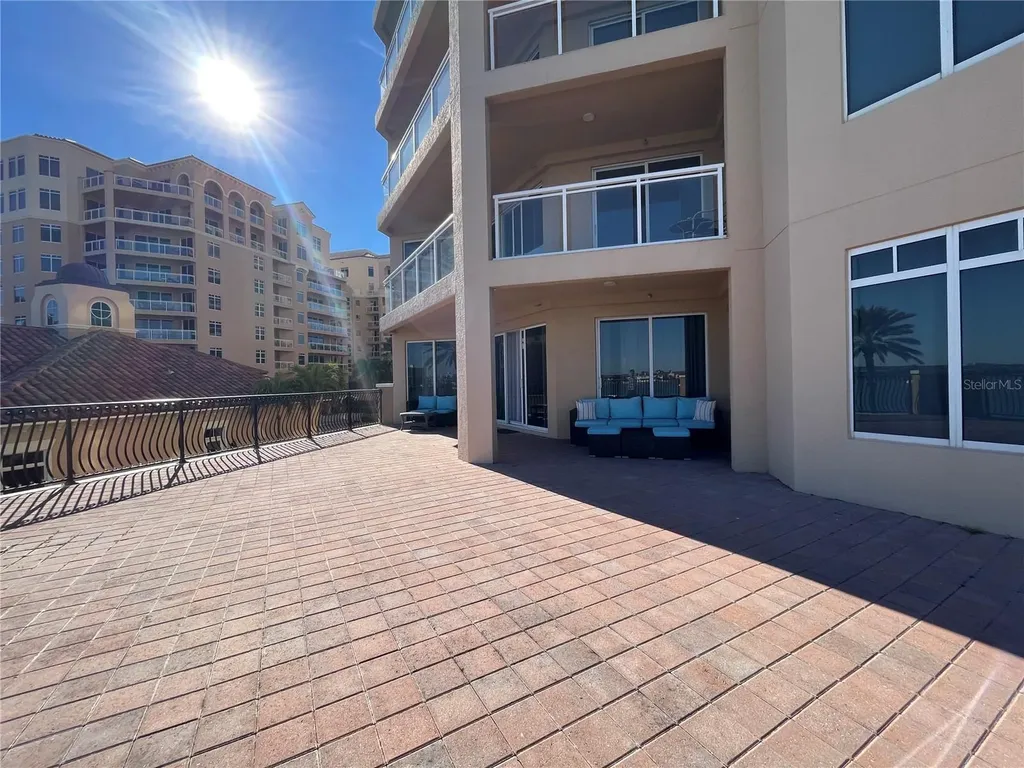 521 Mandalay Avenue Clearwater Beach FL 33767