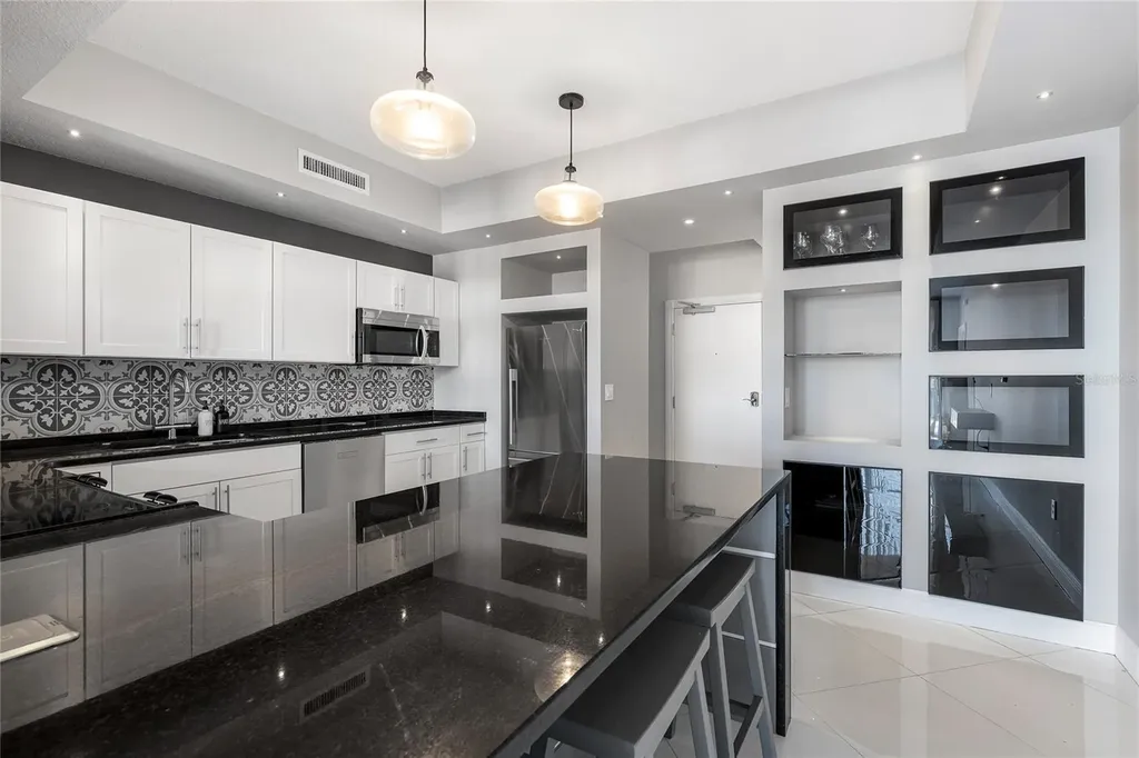 226 5th Avenue N St Petersburg FL 33701