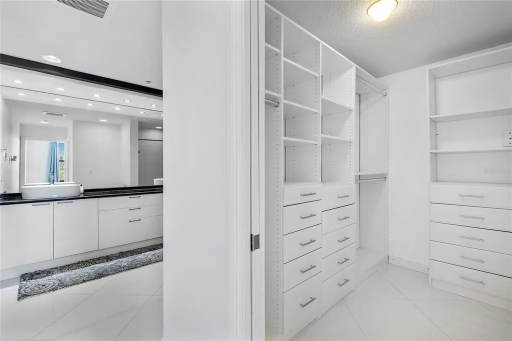 226 5th Avenue N St Petersburg FL 33701