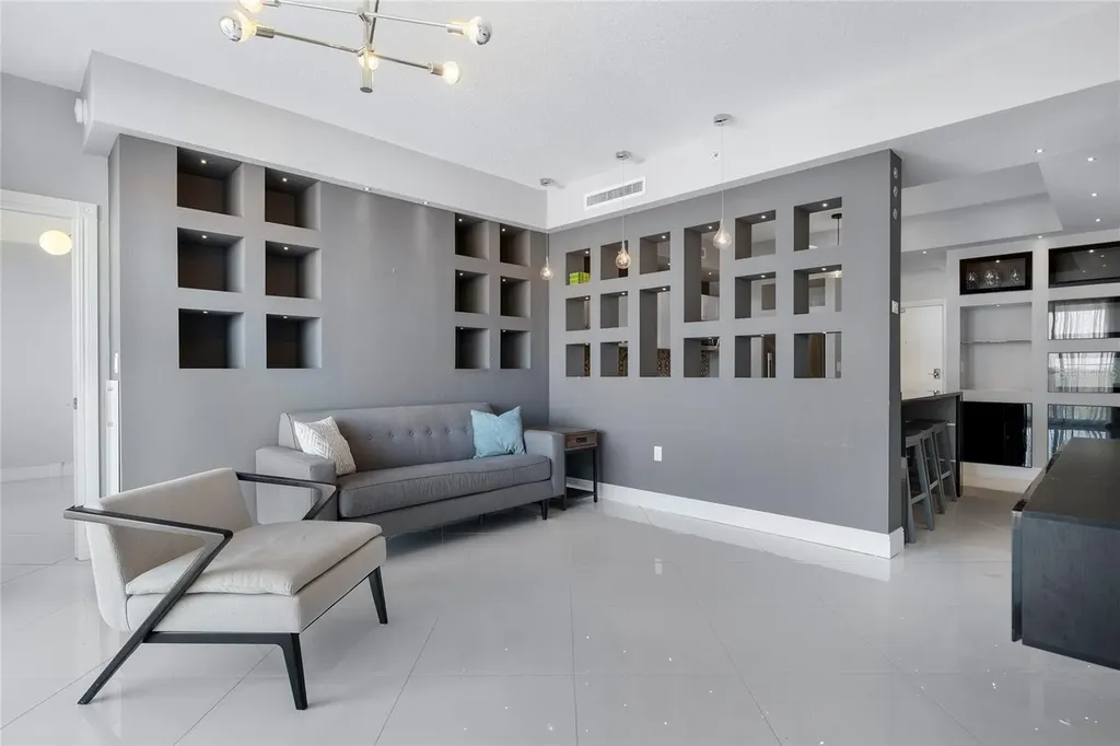 226 5th Avenue N St Petersburg FL 33701