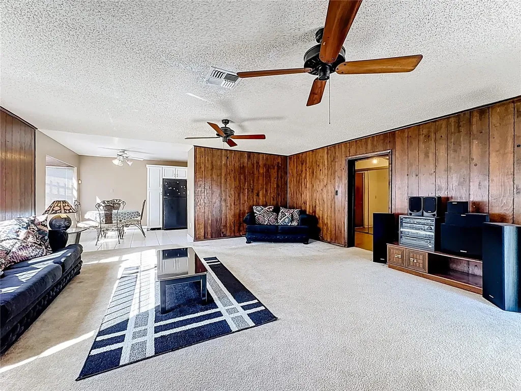 4502 Alhama Street Orlando FL 32811