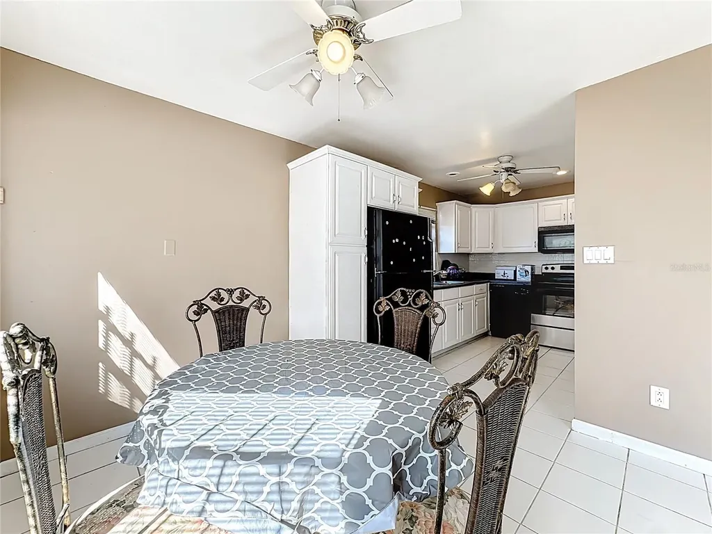 4502 Alhama Street Orlando FL 32811